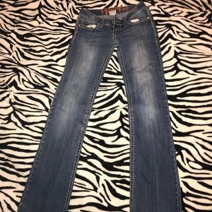Women’s jeans